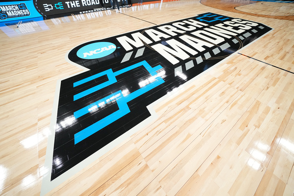 032124-003 march madness logo