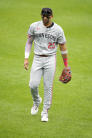 051425-015 royce lewis