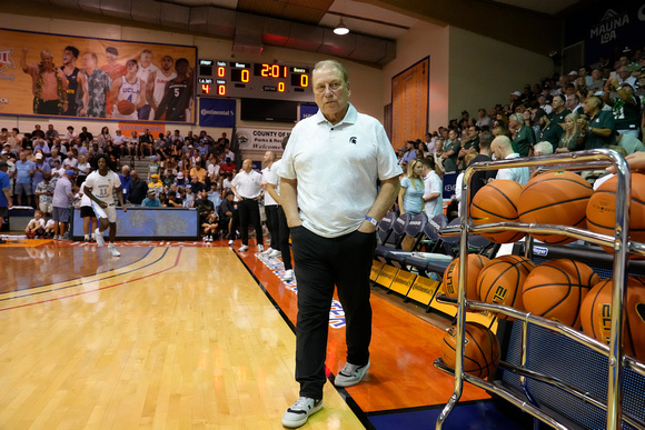 112724-654 tom izzo