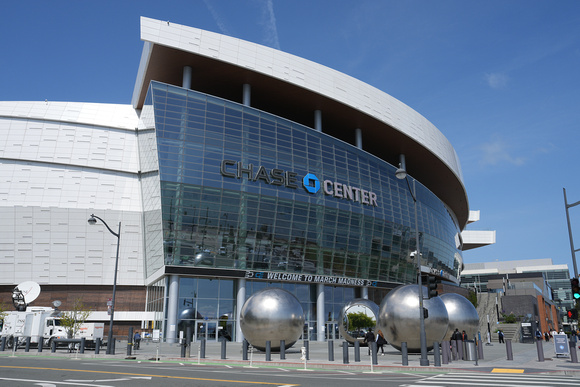 032925-010 chase center